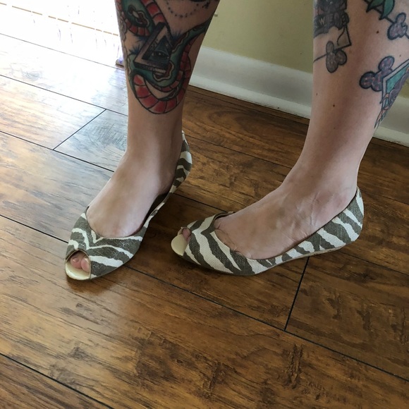 Talbots Peep toe heels - Picture 7 of 8